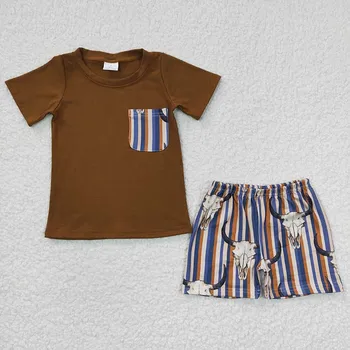 Продажба на едро Летен Комплект за малки момчета Детски Кафяви в памучна риза с къси ръкави и джоб, Тениска, Шорти в ивица от Крави за деца, Детски дрехи